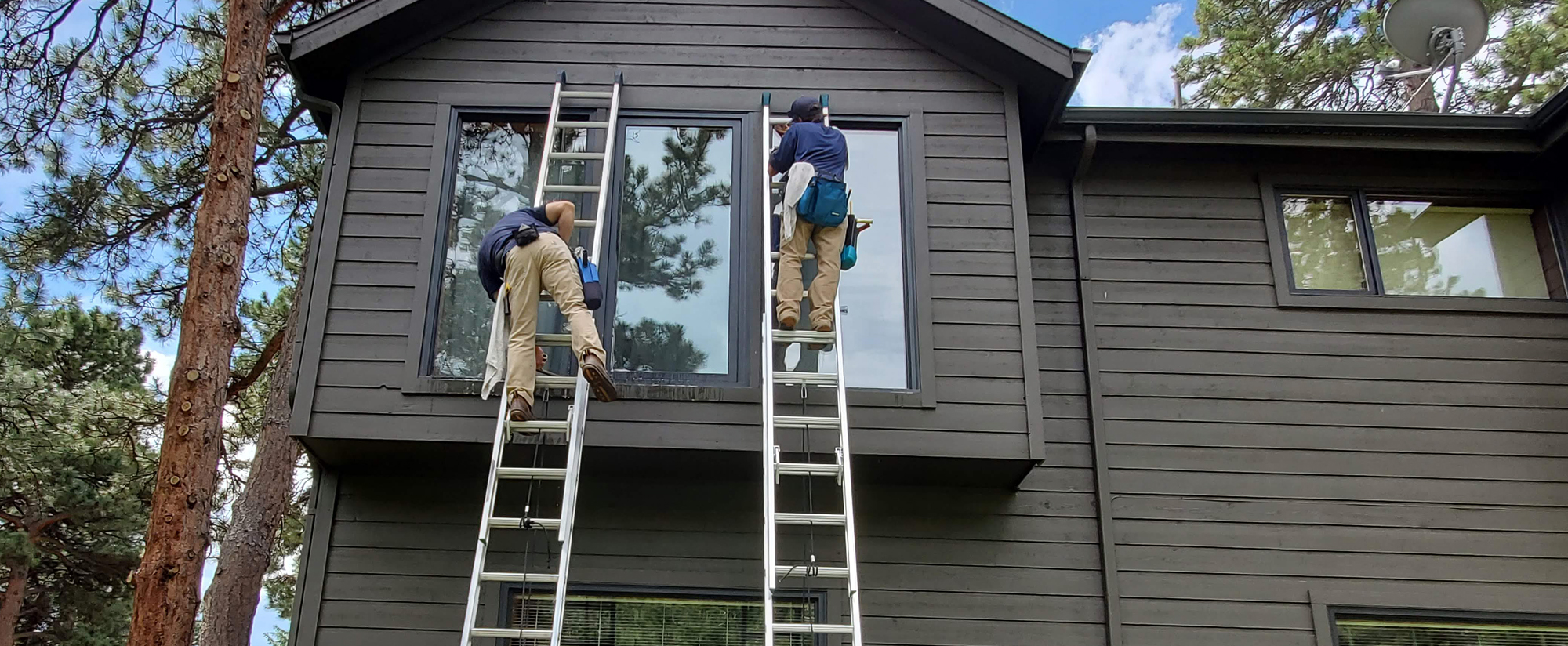PEAK Window Cleaning, LLC is based in Evergreen, CO and serves the foothills and mountain communities.